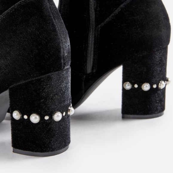 Boots - Picture 2 of 6